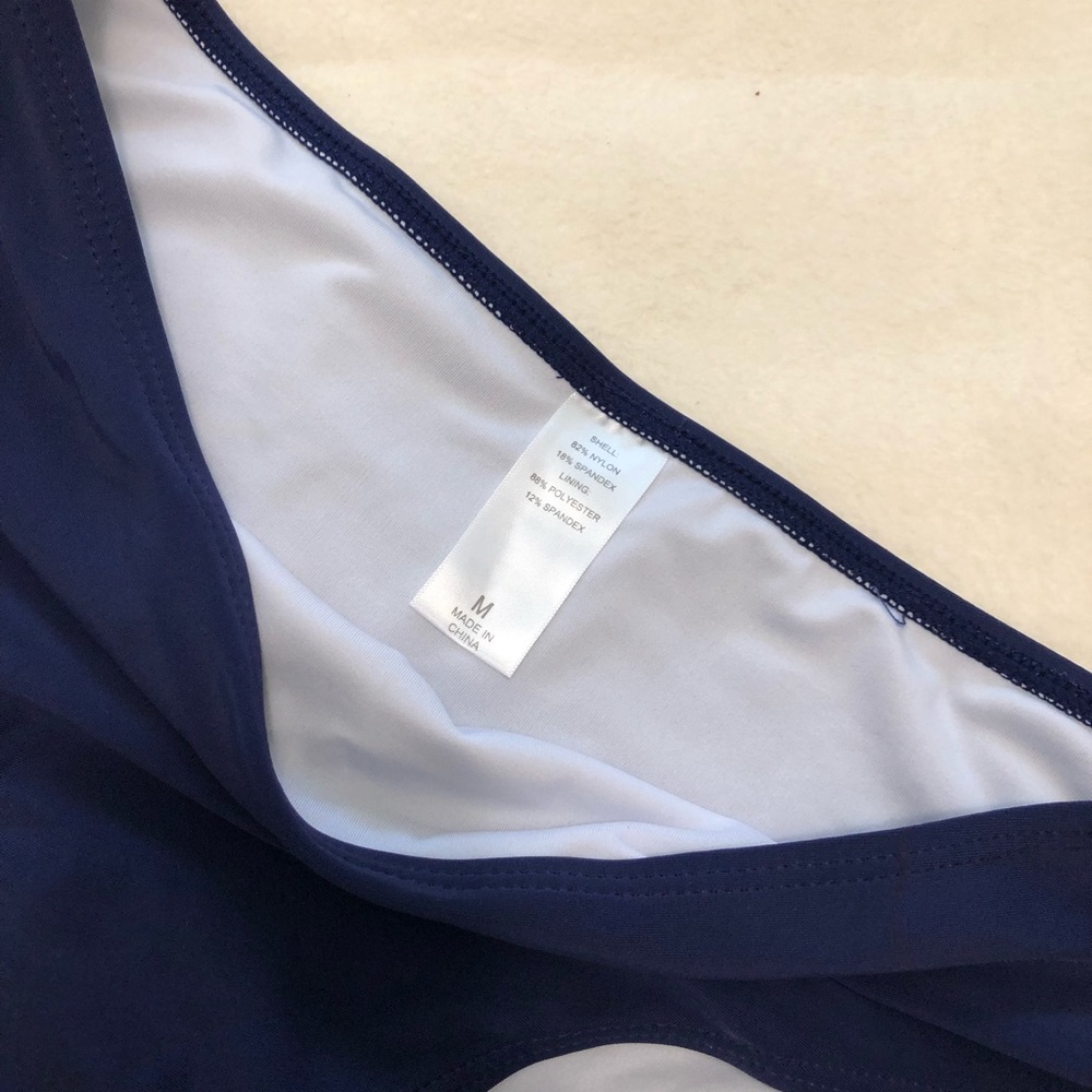 Bathing suit - Picture 4 of 5